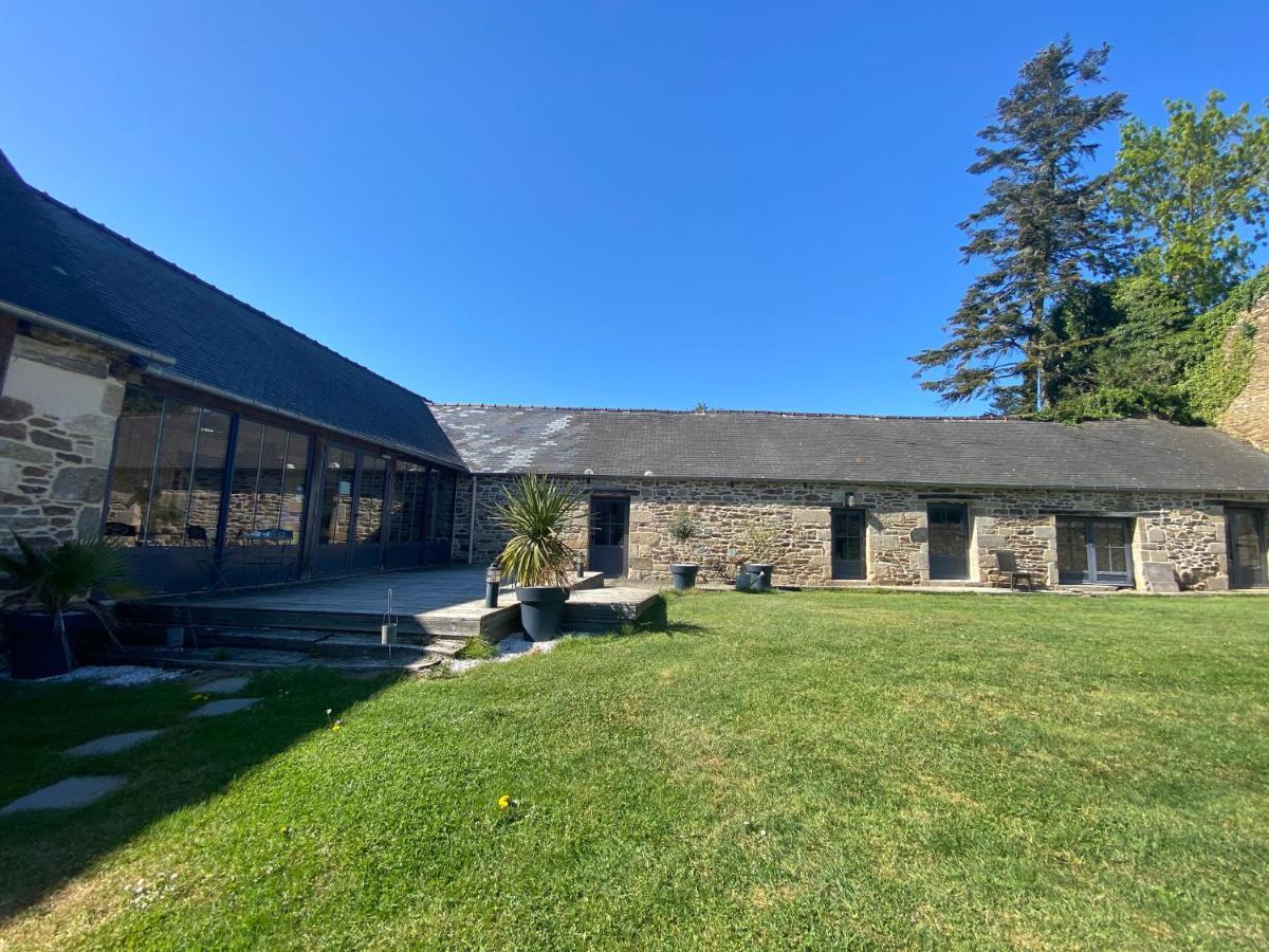 Maison D'Hotes & Gites Domaine De La Garaye Динан Экстерьер фото