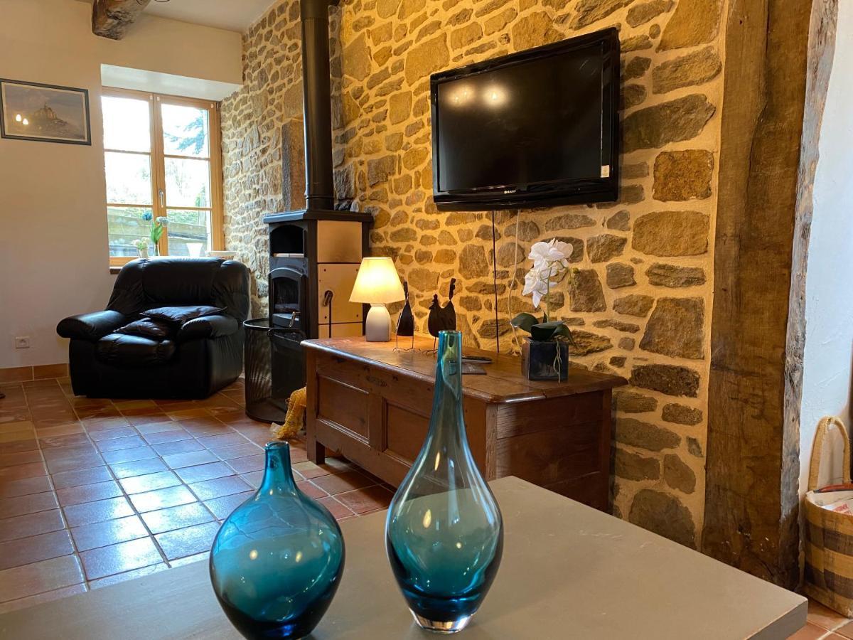 Maison D'Hotes & Gites Domaine De La Garaye Динан Экстерьер фото